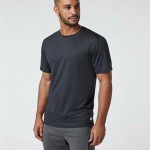 Vuori Tradewind Performance Men's Black Heather Short Sleeve Tee